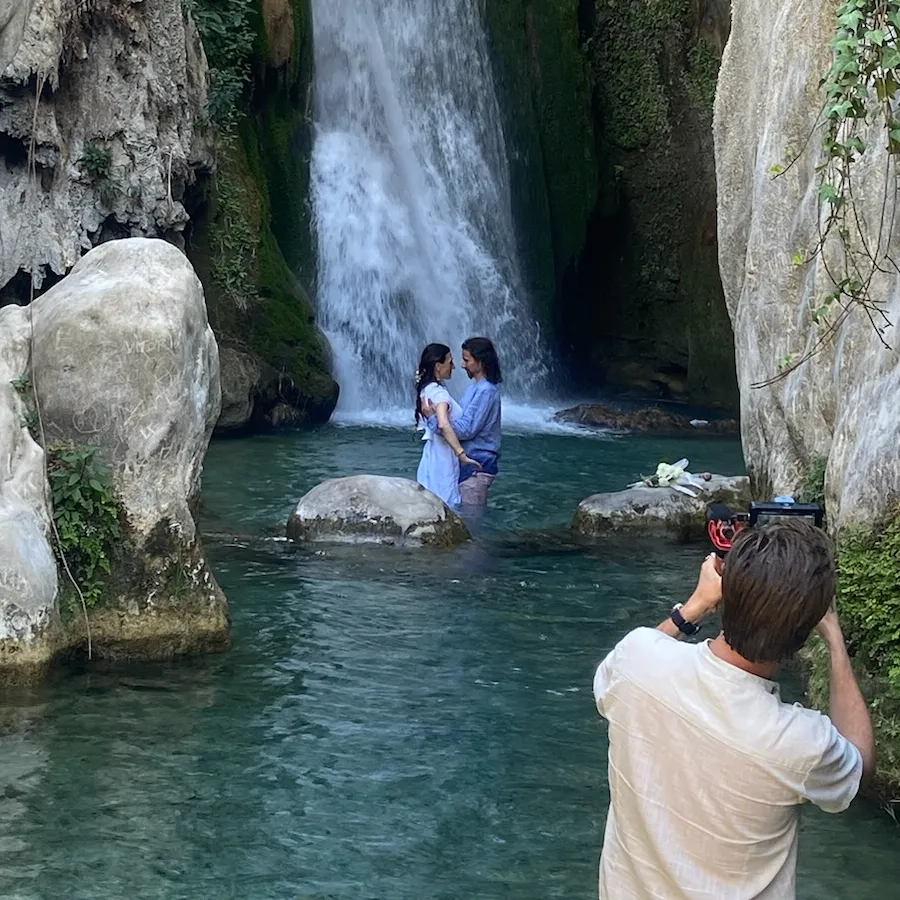 Behind the scene waterfall elopement elopement videograpger Dominick